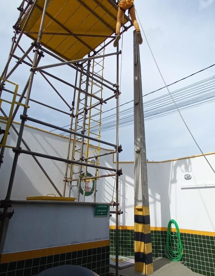 HM TREINAMENTOS em NR-05, NR-06, NR-10, NR-11, NR-12, NR-13, NR-18, NR-20, NR-23, NR-33, NR-35 (49)